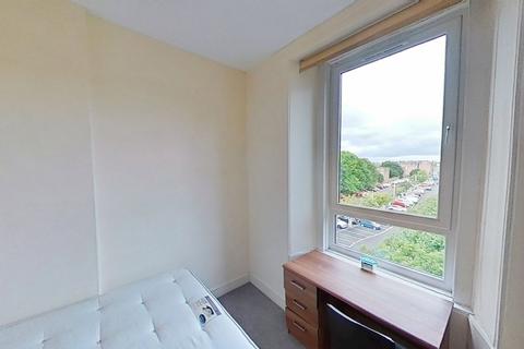 3 bedroom flat to rent, Easter Road, Leith, Edinburgh, EH6