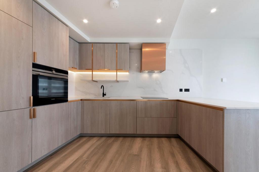 Apartment in London - View 2