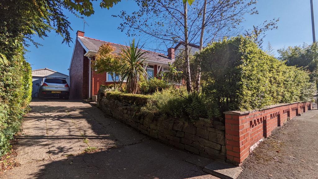 Ormskirk Road, Skelmersdale WN8 3 bed detached bungalow for sale £280,000