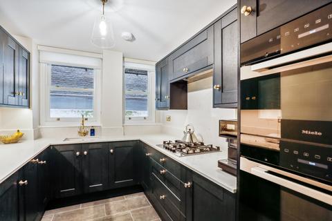 2 bedroom flat for sale, Drayton Court, Drayton Gardens, Chelsea, London