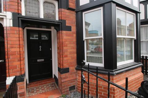 1 bedroom property to rent, 16 Lord Street, Chester CH3