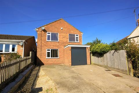 3 bedroom detached house for sale, Fern Road, Rushden NN10