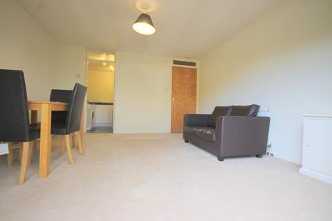 1 bedroom apartment to rent, The Oaks, Moormede Crescent, Staines-upon-Thames, Surrey, TW18