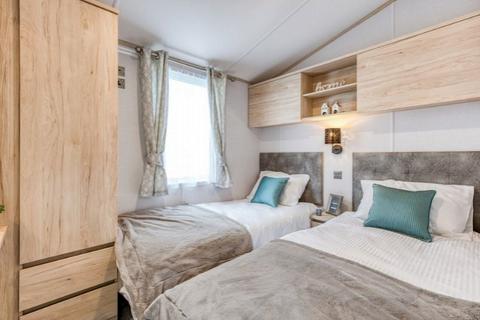 undefined, Two Bed Atlas Image (40x13) Waters Edge Country Park, Thornton FY5