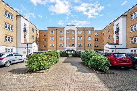 2 bedroom flat for sale, Glaisher Street, London.