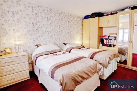 10 Bedworth Close, Bulkington, Bedworth, CV12 9LX
