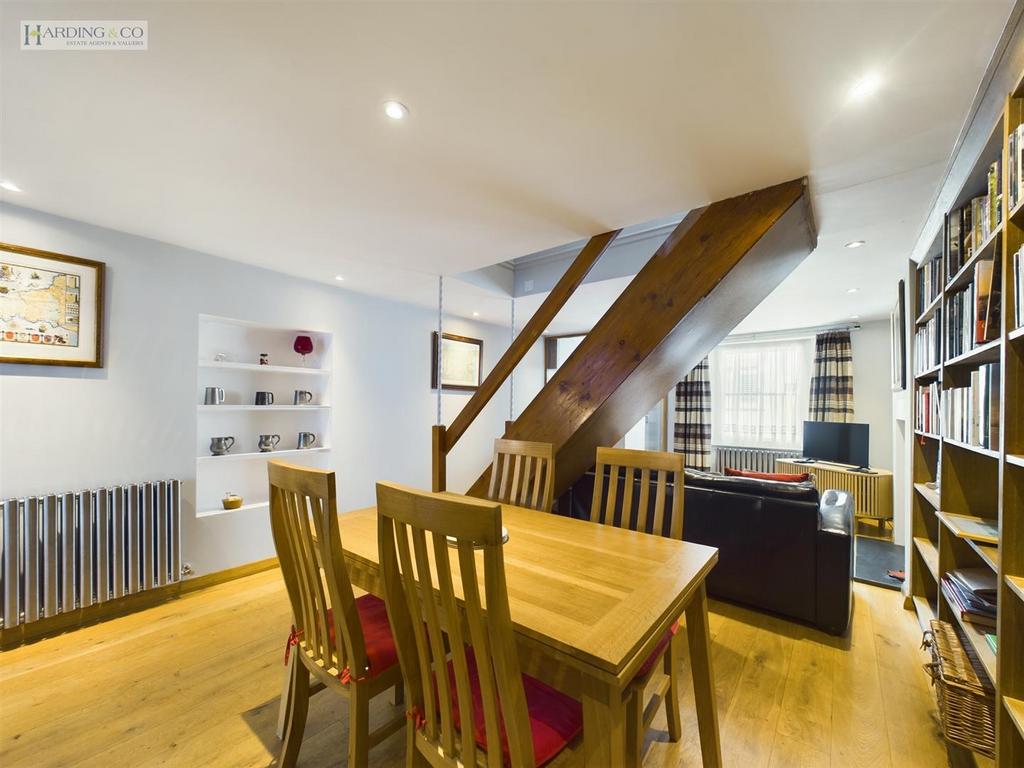 Dining Area .3.jpg