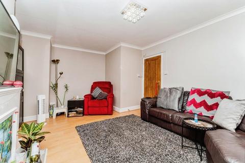 2 bedroom maisonette for sale, Hill Lane, Ruislip, HA4