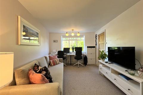 3 Burncroft, Hexham, NE46 2EN