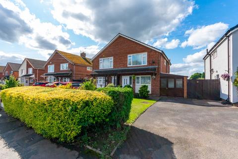 3 bedroom semi-detached house for sale, Sycamore Road, Burntwood, WS7