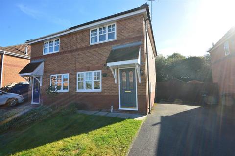 3 bedroom semi-detached house to rent, Coleridge Close, Sandbach