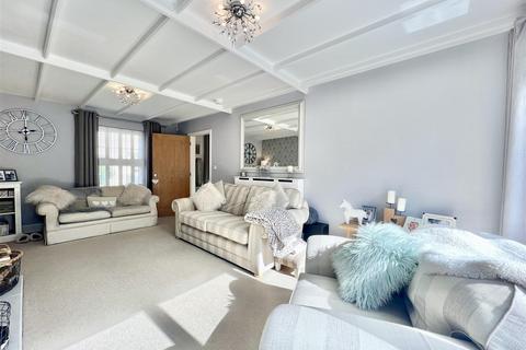 1 Draymans Grove, Great Notley, Braintree, CM77 7GY