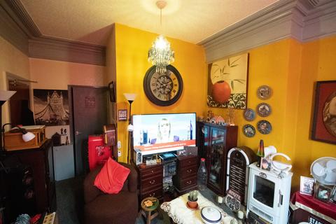 4 bedroom flat for sale, Grasmere Road, Blackpool FY1