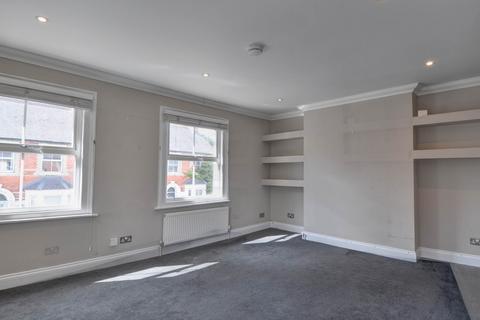 1 bedroom flat to rent, Reading Road, Henley On Thames