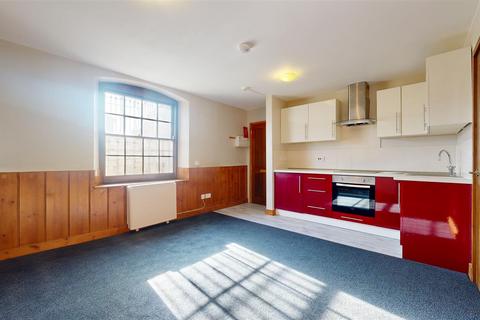 2 bedroom apartment to rent, Alma Terrace, Portland