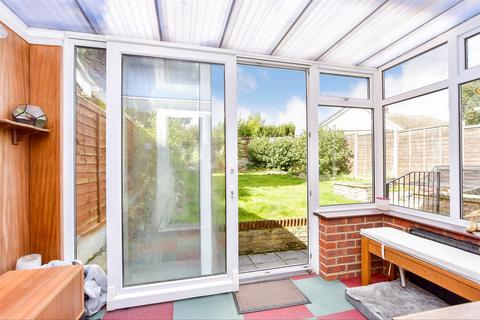 3 bedroom semi-detached house for sale, Lonsdale Drive, Rainham, Gillingham, Kent