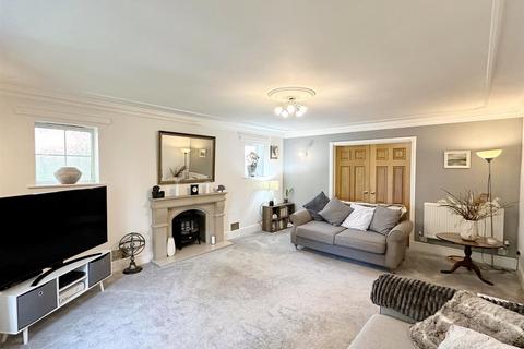 4 bedroom detached house for sale, Highover Drive, Four Oaks, Sutton Coldfield