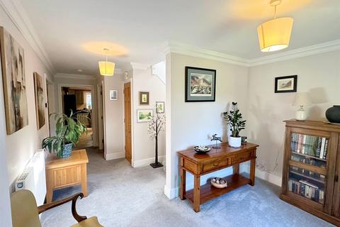 6 Highover Drive, Sutton Coldfield, B75 5HQ
