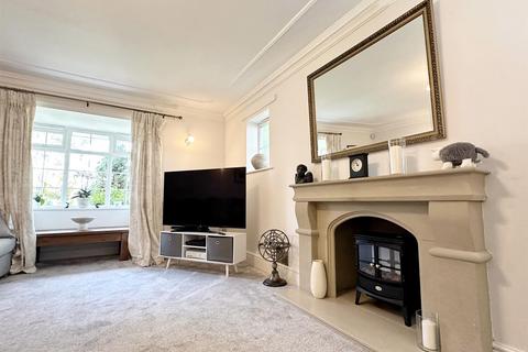 6 Highover Drive, Sutton Coldfield, B75 5HQ