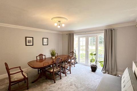 6 Highover Drive, Sutton Coldfield, B75 5HQ