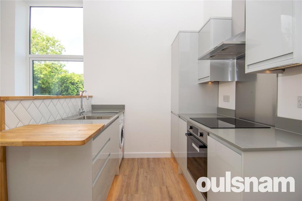 Old Birmingham Road, Marlbrook... 1 bed apartment to rent £825 pcm (£