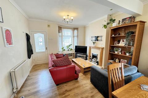 2 bedroom end of terrace house for sale, Aldworth Road, London