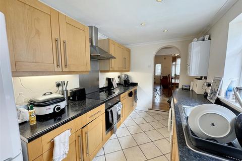8 Aldworth Road, London, E15 4DL