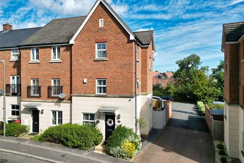 4 bedroom end of terrace house for sale, Fonda Meadows, Milton Keynes MK4