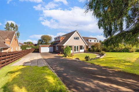 4 bedroom detached house for sale, High View, Ponteland NE20