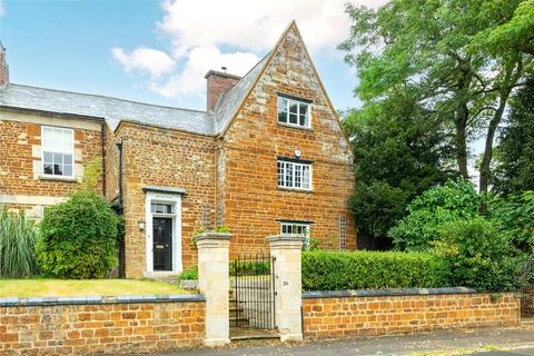 6 bedroom house for sale, Church Street, Finedon, Wellingborough, Northamptonshire, NN9