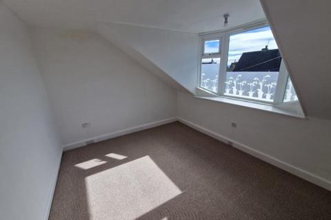 2 bedroom flat to rent, Main Street, Gullane, East Lothian, EH31