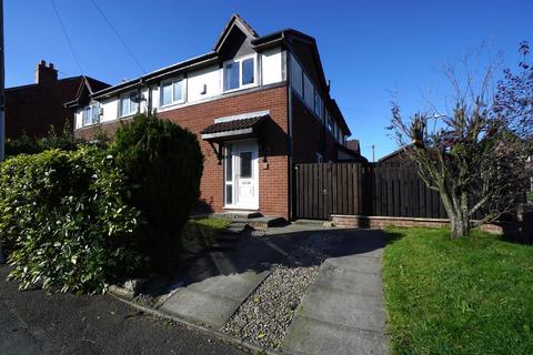 2 bedroom semi-detached house to rent, Peel Street, Westhoughton BL5