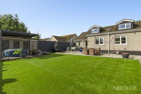 4 bedroom detached bungalow for sale, The Close, Brixham, TQ5