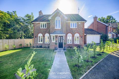 4 bedroom detached house for sale, Chattock Avenue, Solihull, West Midlands, B91