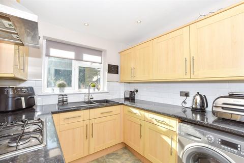 3 bedroom detached house for sale, Brookfield Avenue, Larkfield, Aylesford, Kent