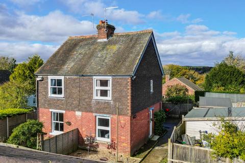 2 bedroom semi-detached house for sale, No Onward Chain In Hawkhurst