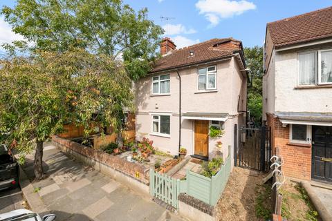 53 Montague Road, London, W7 3PG