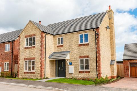 4 bedroom semi-detached house for sale, Copper Beech View, Newport, Berkeley, Gloucestershire, GL13