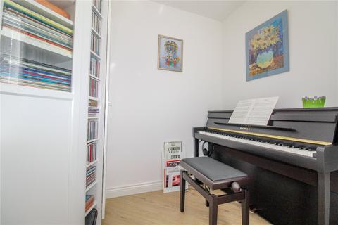 14 Moorhen Close, Staverton, Trowbridge, BA14 8UT