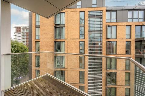 1 bedroom flat to rent, Plaza Gardens,, East Putney, London, SW15