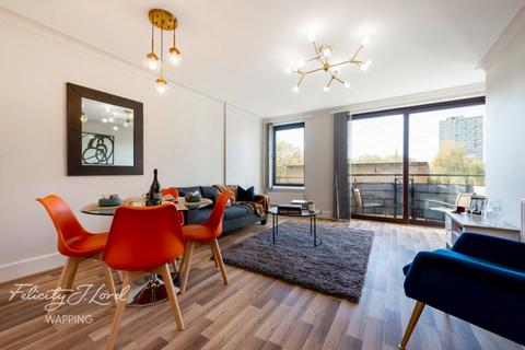 2 bedroom flat for sale, Lion Court, The Highway, London, E1W