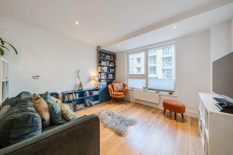 1 bedroom maisonette for sale, Gullivers Walk, London