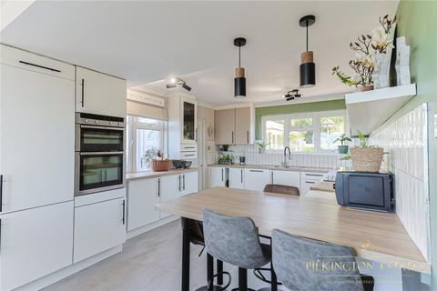 3 Burns View, Crafthole, Torpoint, PL11 3BW