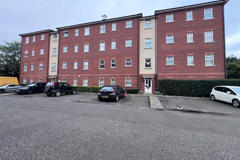 1 bedroom flat for sale, Piper Way, Seven Kings