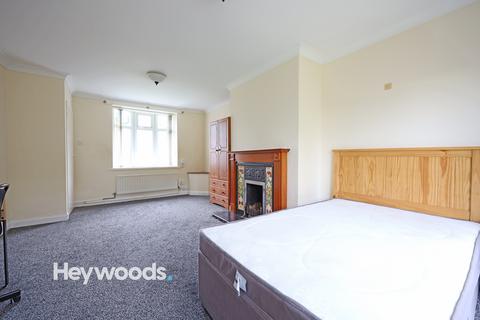 3 bedroom semi-detached house for sale, Westlands Avenue, Newcastle-under-Lyme