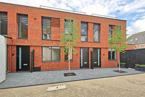 3 bedroom end of terrace house for sale, Old Bakery Mews, Hampton Wick, Kingston upon Thames, KT1