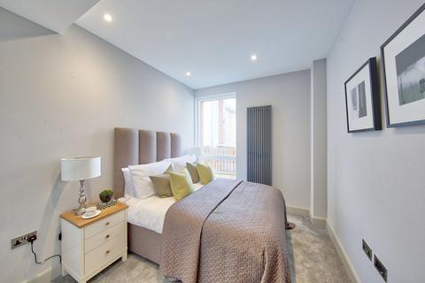 3 bedroom terraced house for sale, Old Bakery Mews, Hampton Wick, Kingston upon Thames, KT1