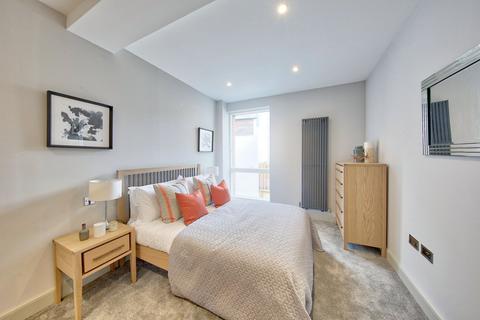 3 bedroom terraced house for sale, Old Bakery Mews, Hampton Wick, Kingston upon Thames, KT1