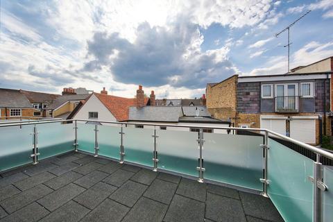 3 bedroom terraced house for sale, Old Bakery Mews, Hampton Wick, Kingston upon Thames, KT1