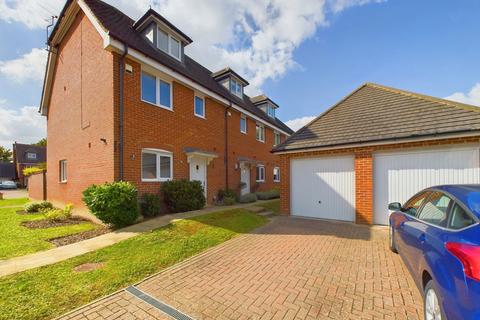 3 bedroom terraced house for sale, Pines Ridge, Horsham RH12